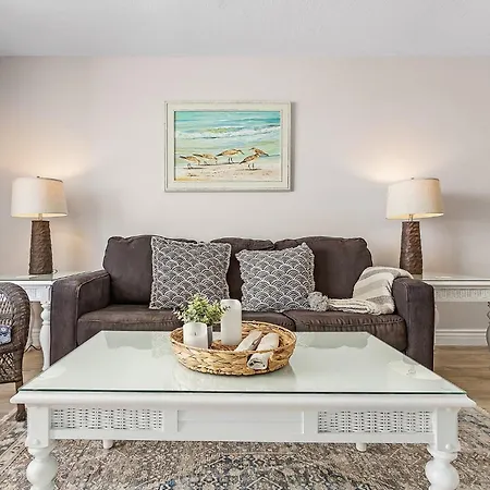 Stunning Gulf-Front Condo: Pool & Private Balcony